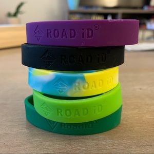 ROAD iD Women’s Slim Stretch Band pack of 5 MEDIUM